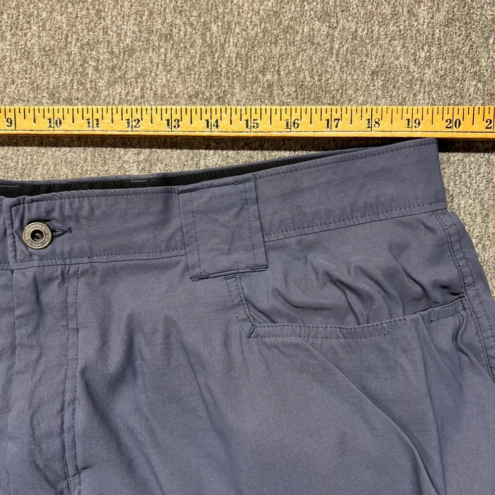 Eddie Bauer Mens Cargo Shorts Blue Gray 40 Stretch Hiking Outdoor Performance‎